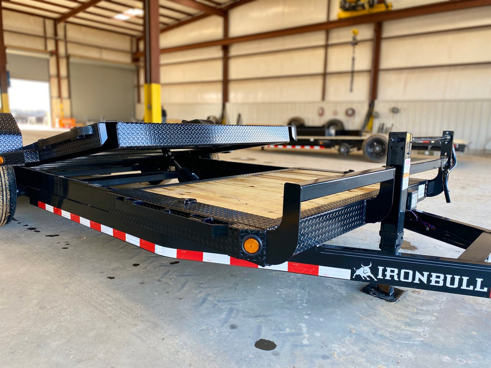 Iron Bull Trailers TLB14 Low-Pro Tilt - Image 5