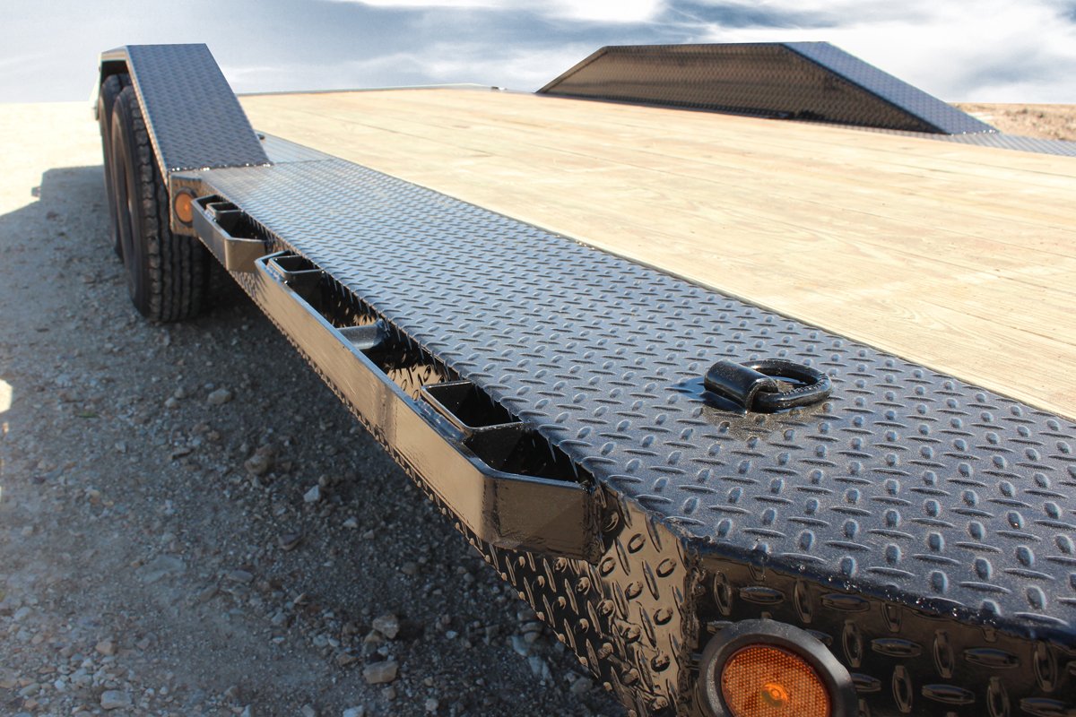 Iron Bull Trailers TLB14 Low-Pro Tilt - Image 3