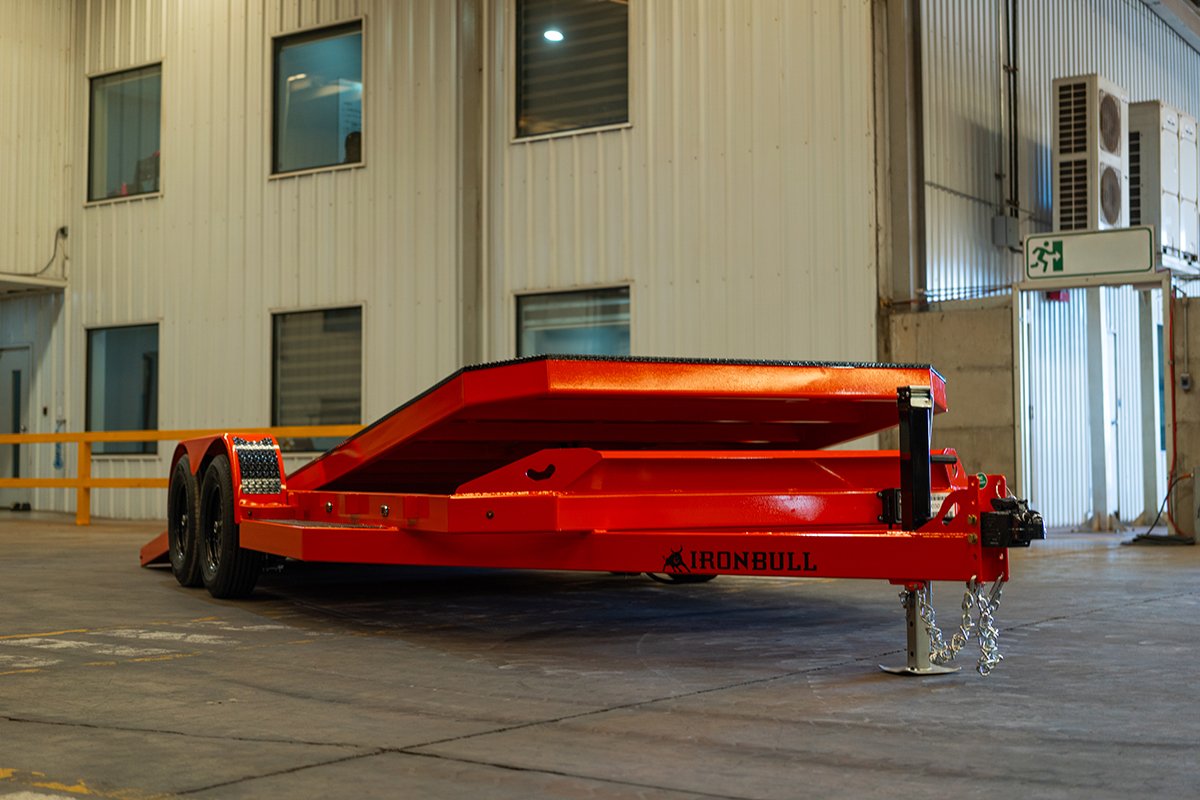 Iron Bull Trailers TRB07 Car hauler Tilt - Image 3