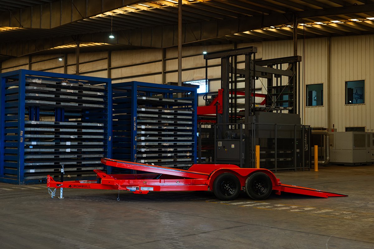 Iron Bull Trailers TRB07 Car hauler Tilt - Image 2